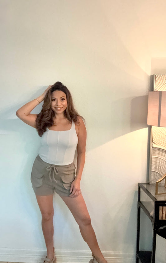 Active cargo shorts
